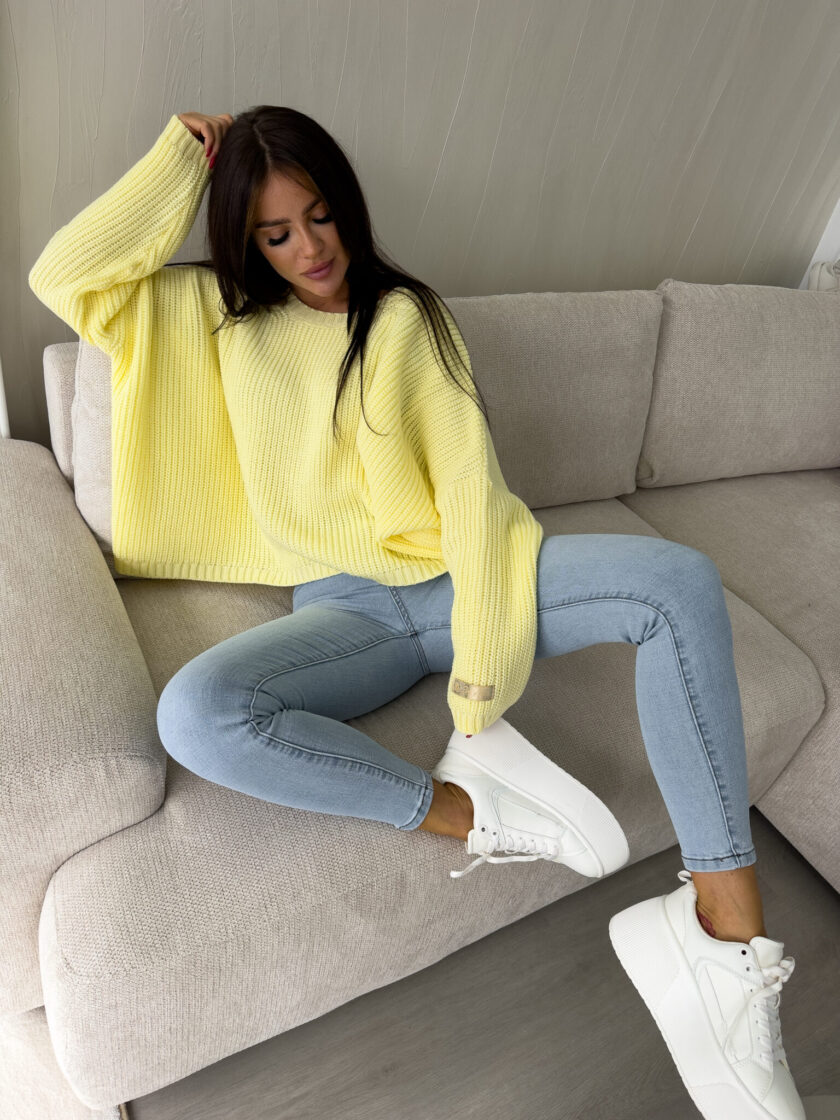 Sweter ZARRA – bananowy