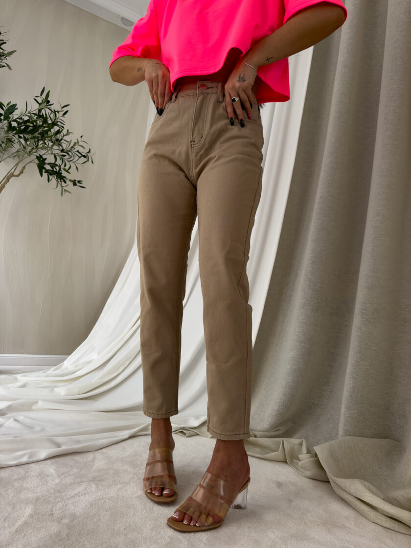 Jeansy MOM FIT – ciemny beż - obrazek 9