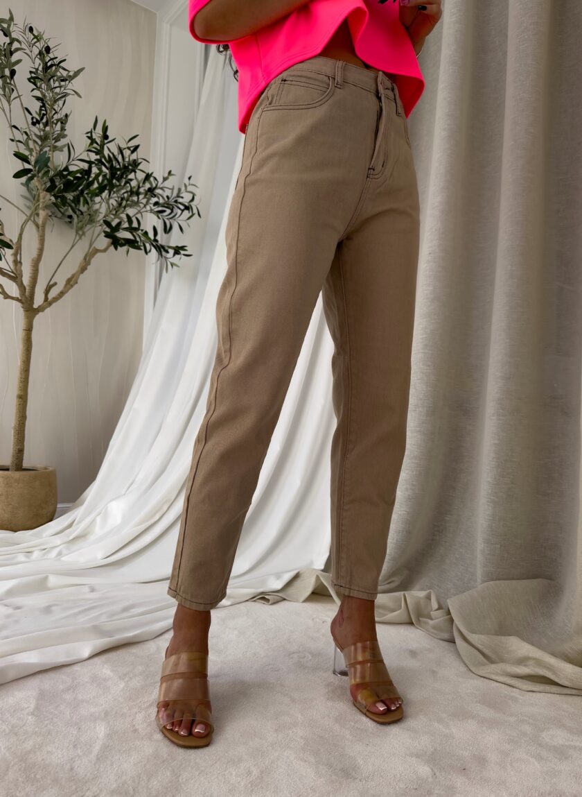 Jeansy MOM FIT – ciemny beż - obrazek 10