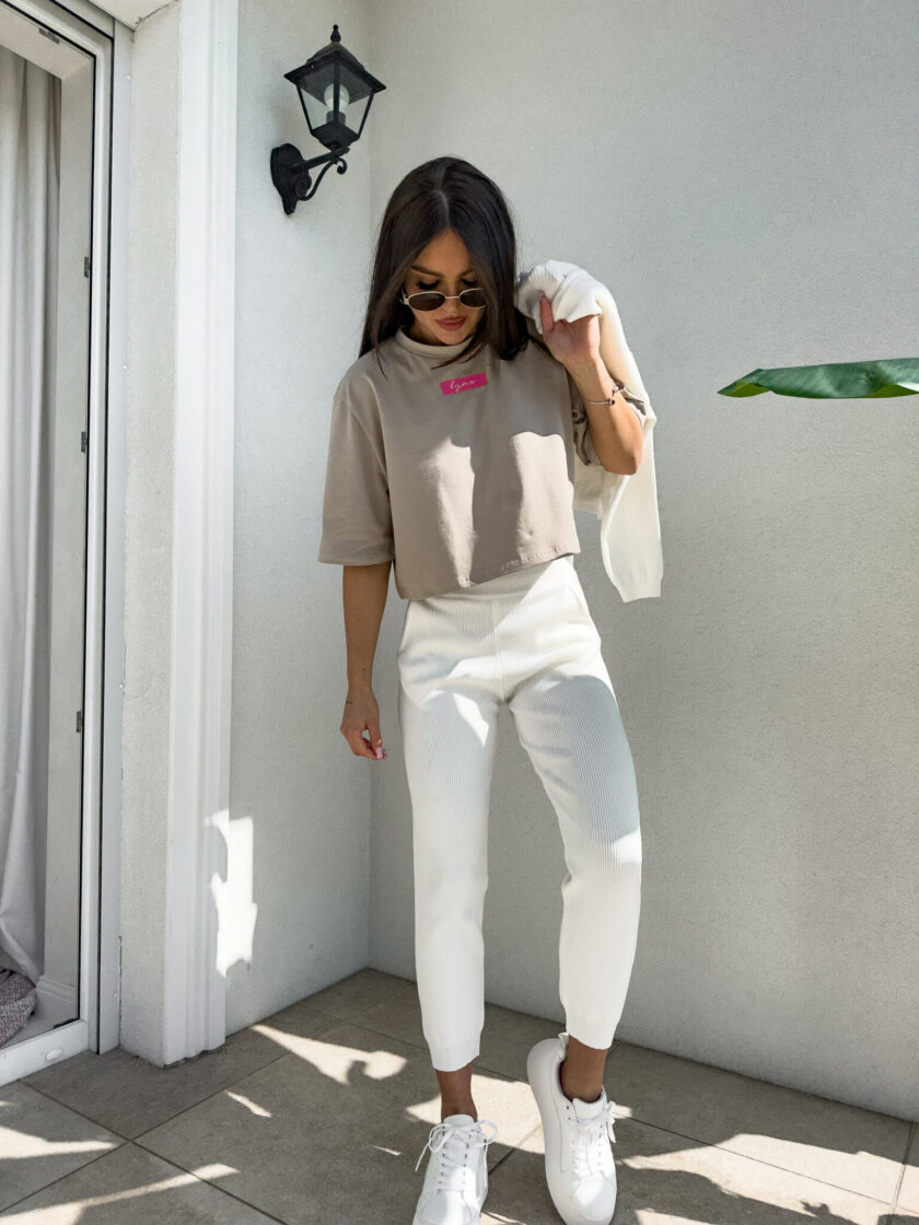 T-shirt pudełkowy MINIMAL - beżowy - obrazek 6