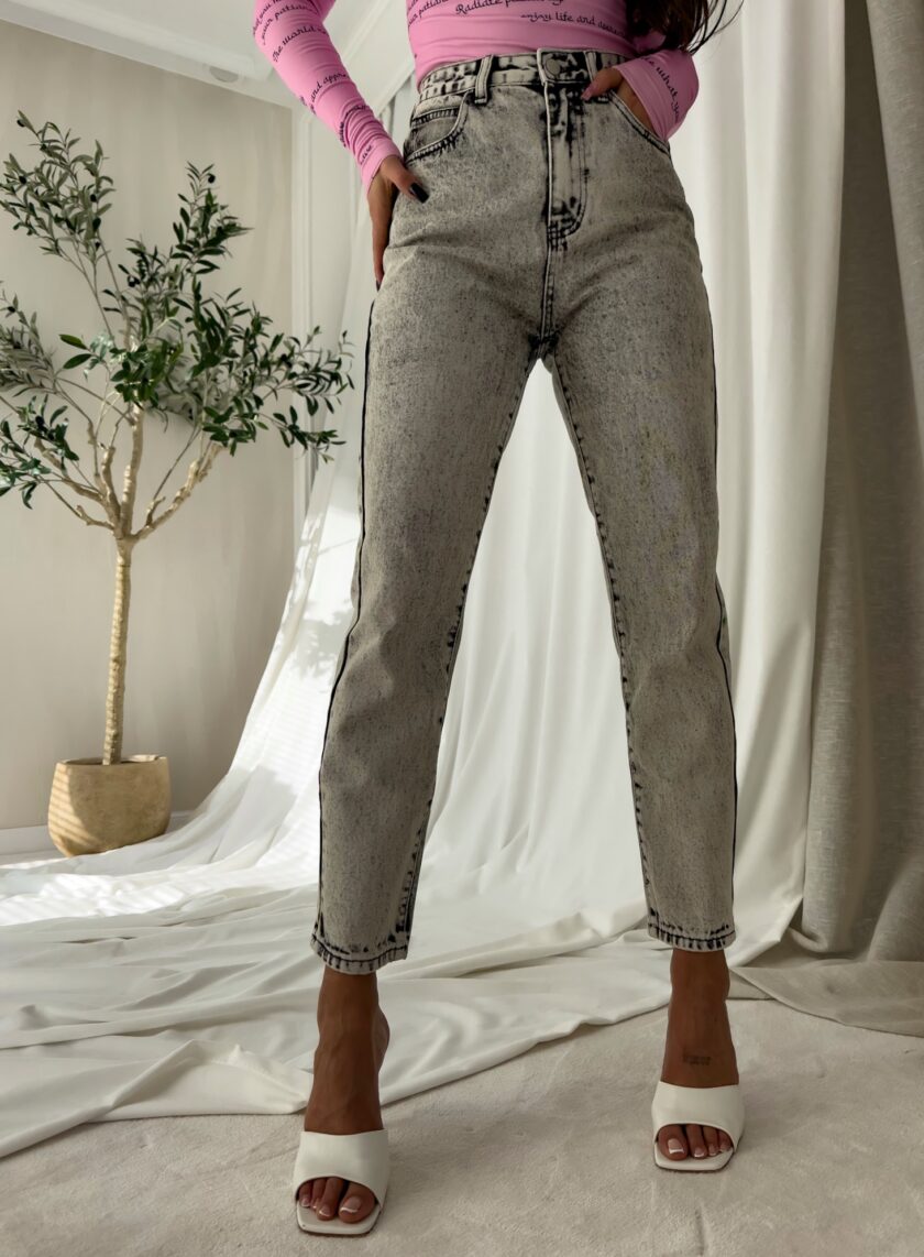 Jeansy MOM FIT DEK – szare - obrazek 7