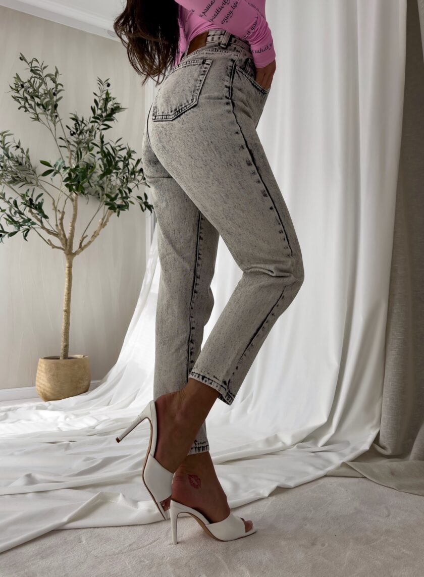 Jeansy MOM FIT DEK – szare - obrazek 4