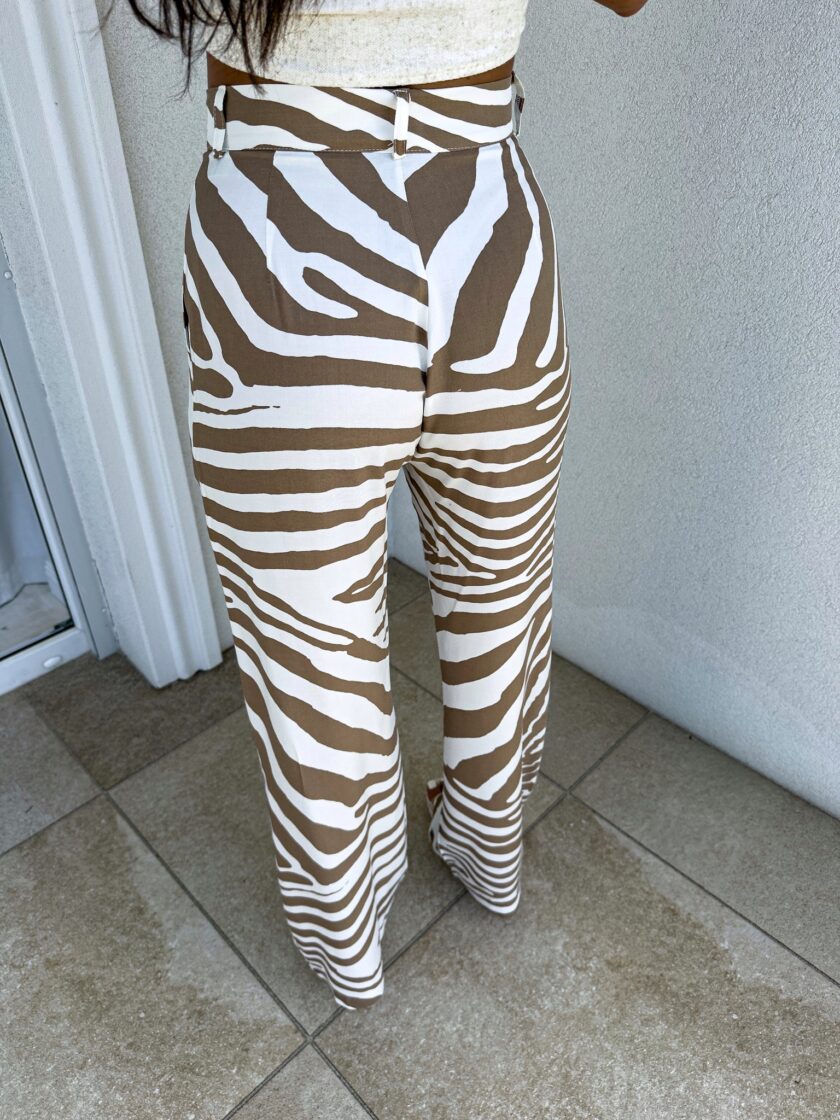 Spodnie BIANCO print zebra - beżowa - obrazek 8
