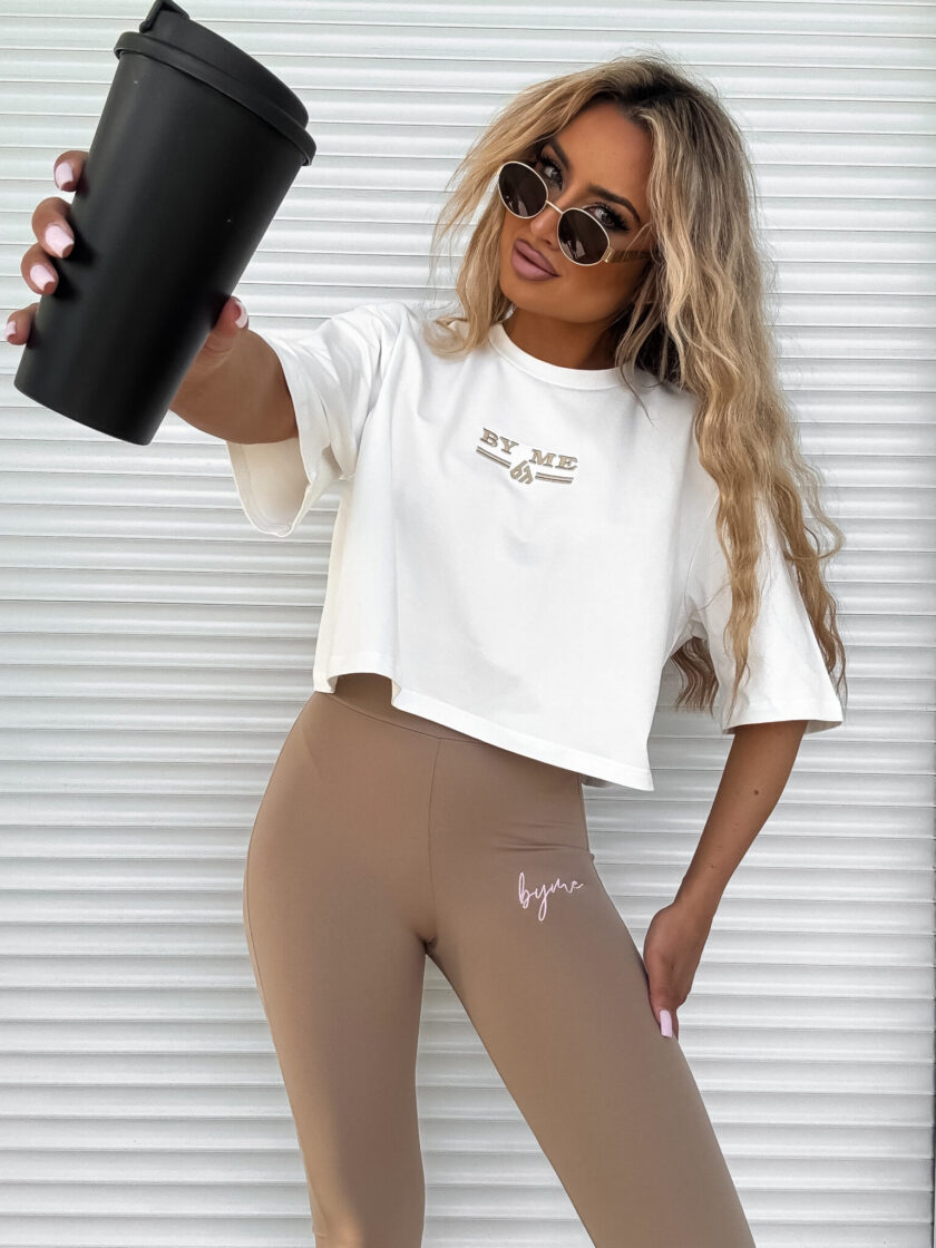 T-shirt pudełkowy BOSSY - ecru - obrazek 4