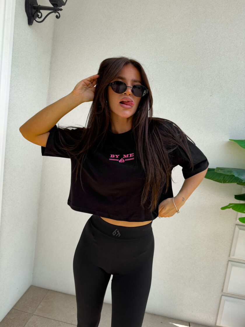 T-shirt pudełkowy BOSSY - czarny - obrazek 7
