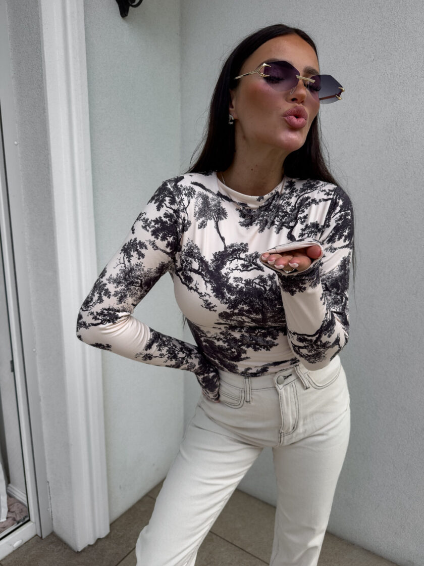Bluzka SKIN print dior – czarny - obrazek 3
