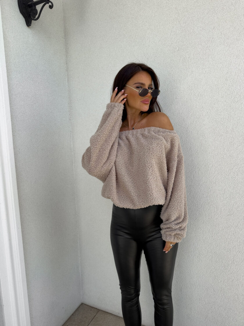 Bluza UNDER baranek  – pudrowy beż - obrazek 9