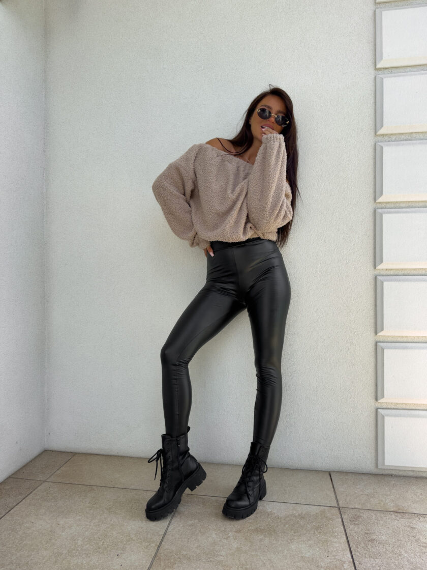 Bluza UNDER baranek  – pudrowy beż - obrazek 4