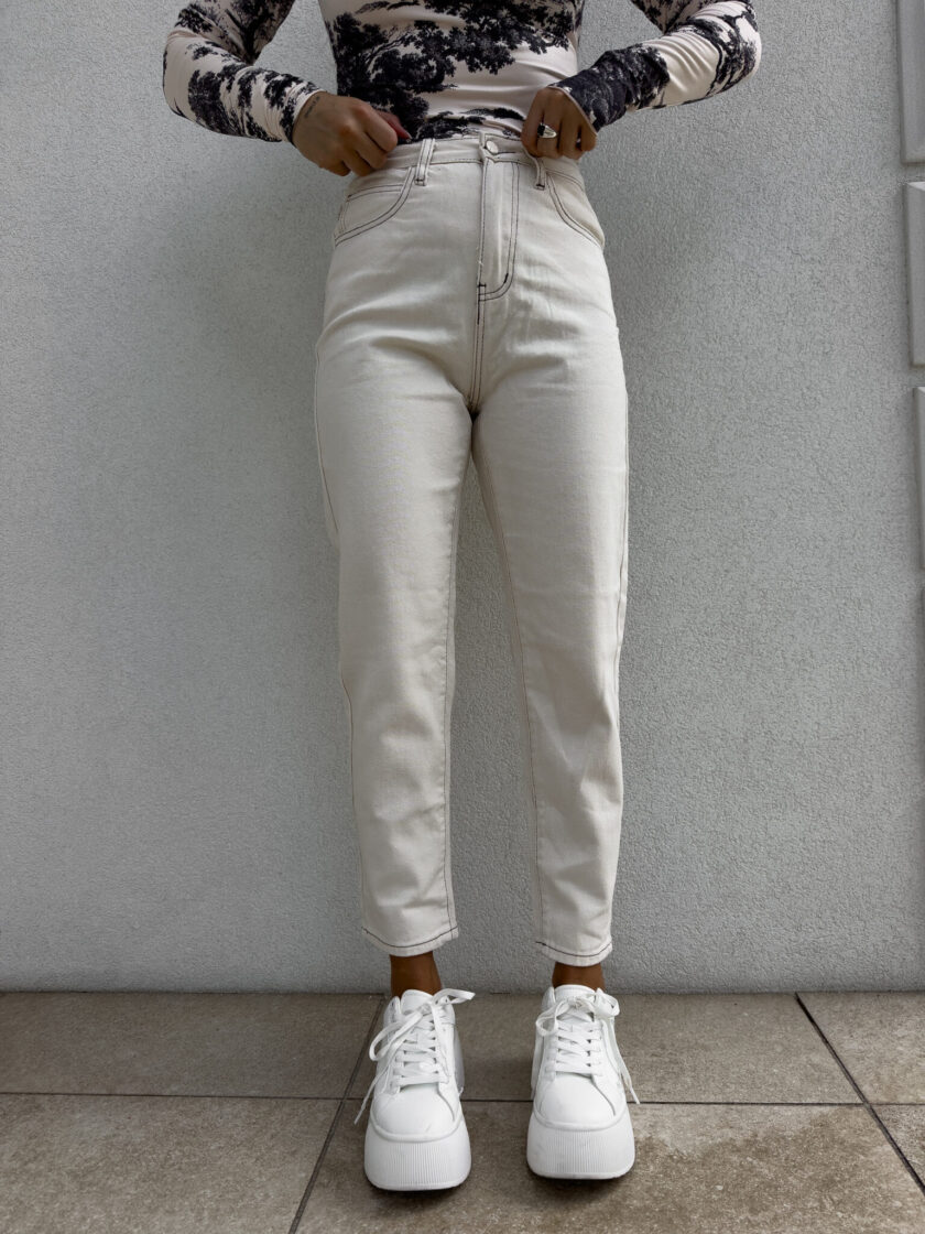 Jeansy MOM FIT BLESS – beżowe - obrazek 7