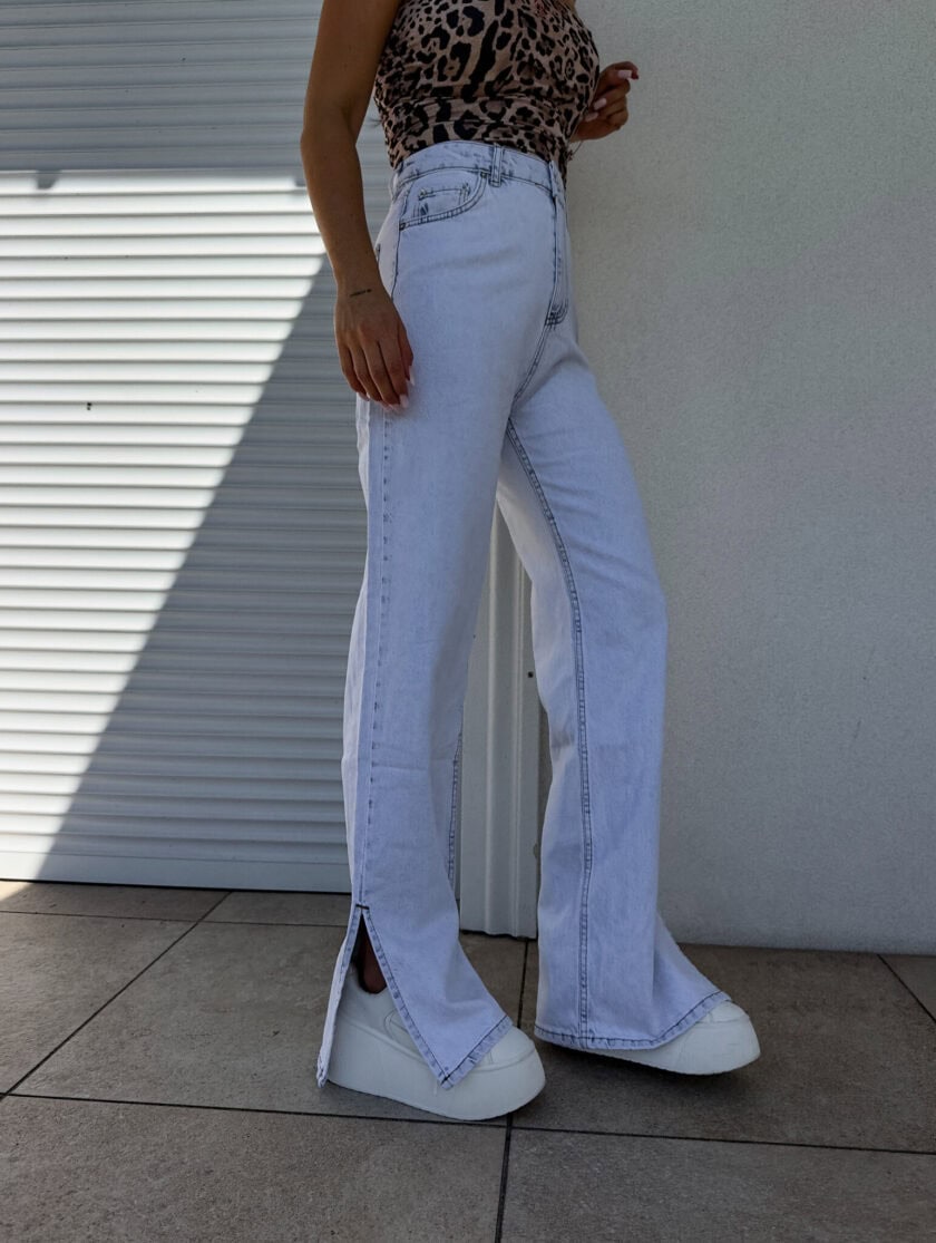 Jeansy FLARED – light jeans - obrazek 15