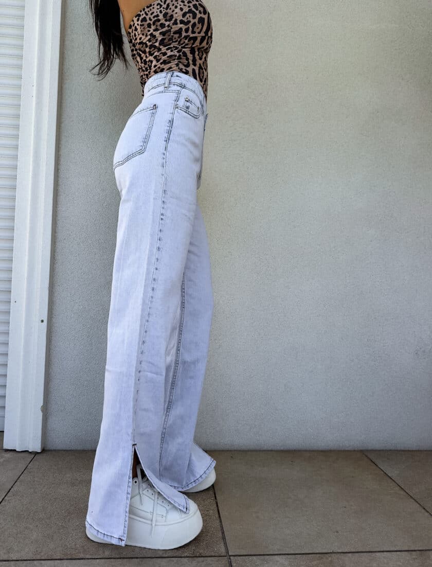 Jeansy FLARED – light jeans - obrazek 19
