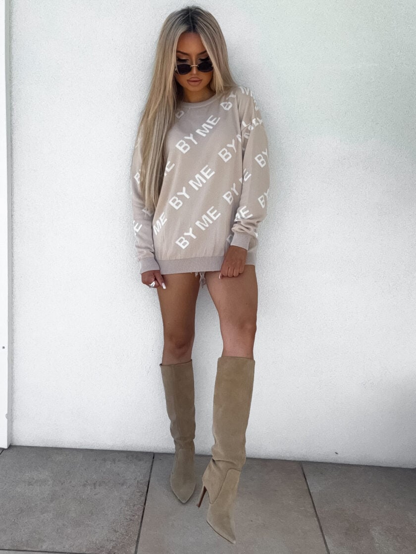 Sweter LETTERS – beż-ecru