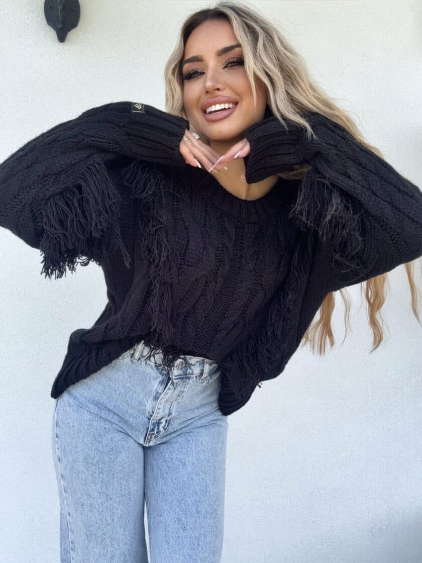 Sweter INDIANA - czarna - obrazek 2