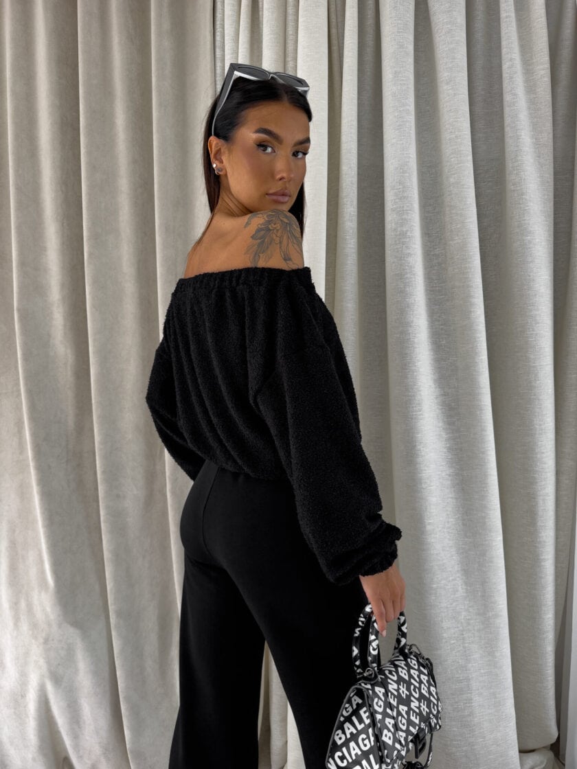 Bluza UNDER baranek  – czarny - obrazek 9