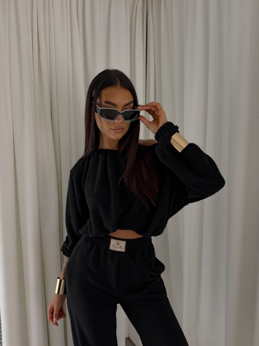 Bluza UNDER baranek  – czarny - obrazek 7