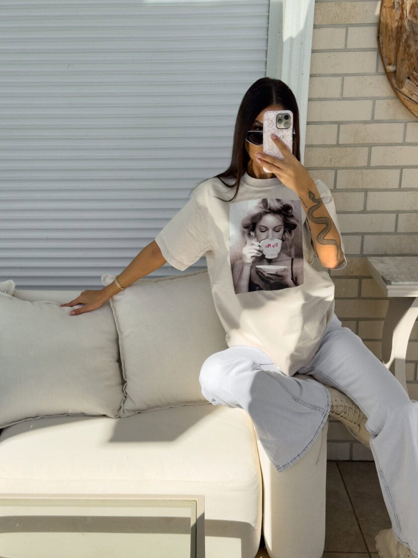 Dekatyzowany t-shirt ROLLER - jasny beż - obrazek 4