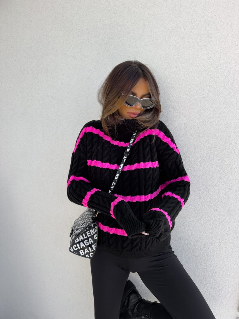 Sweter golf INKO pasy - czarno-różowe - obrazek 8