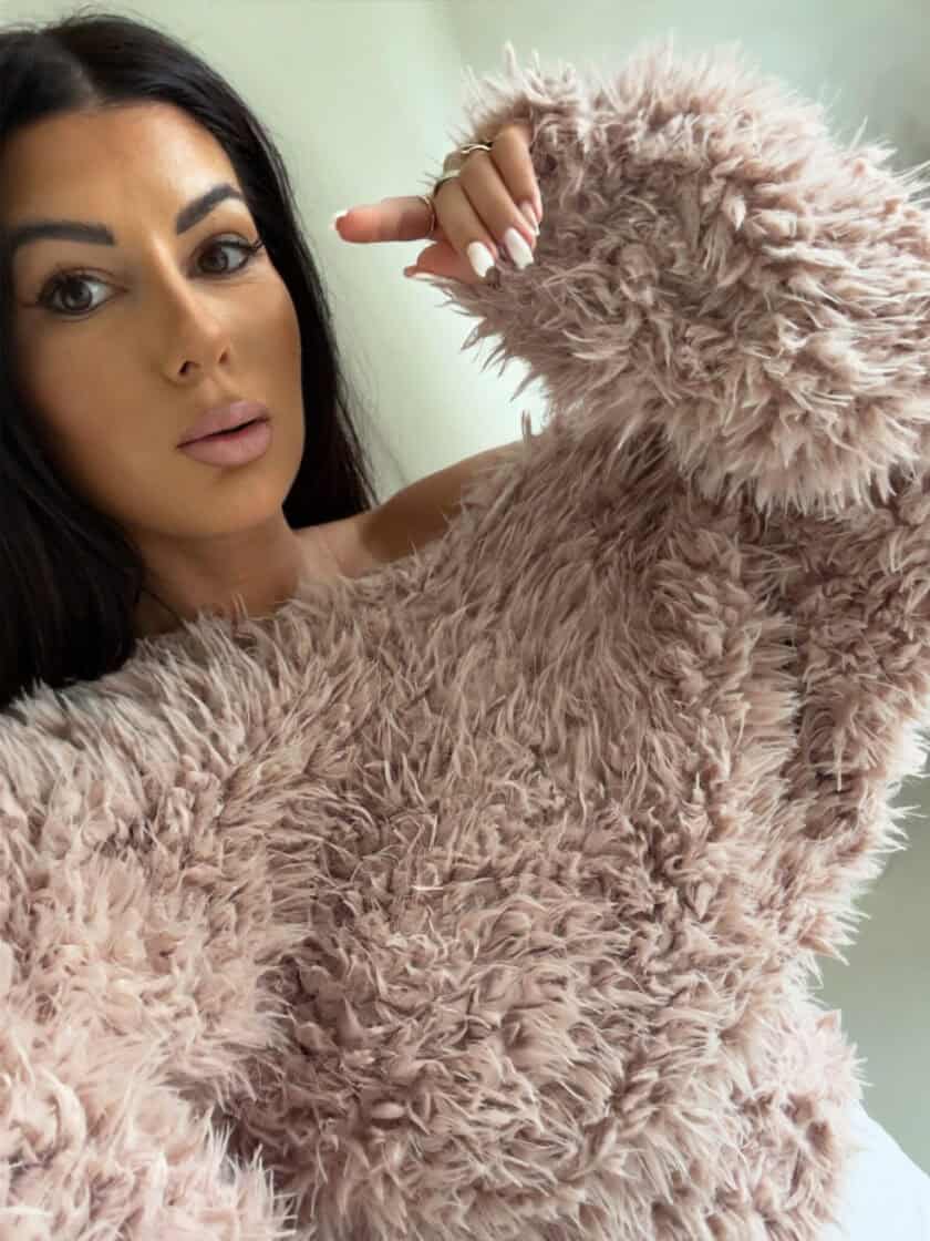 Bluzka KAIRA SHAGGY – jasny beż - obrazek 25