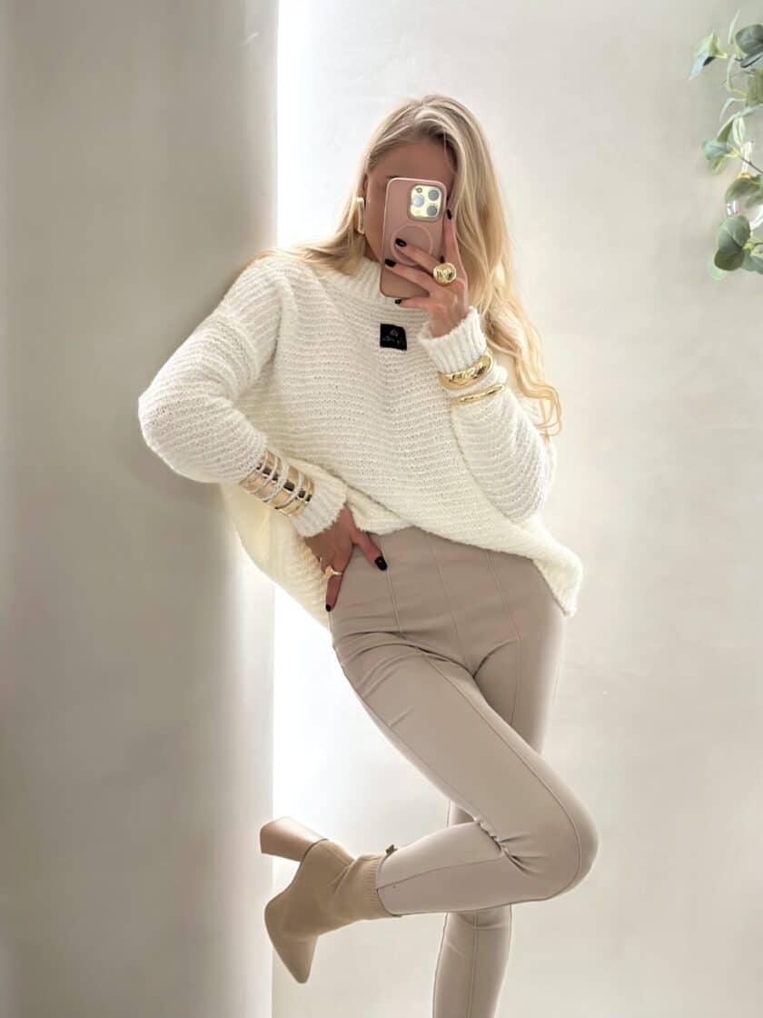 Sweter BUCLA – ecru - obrazek 8