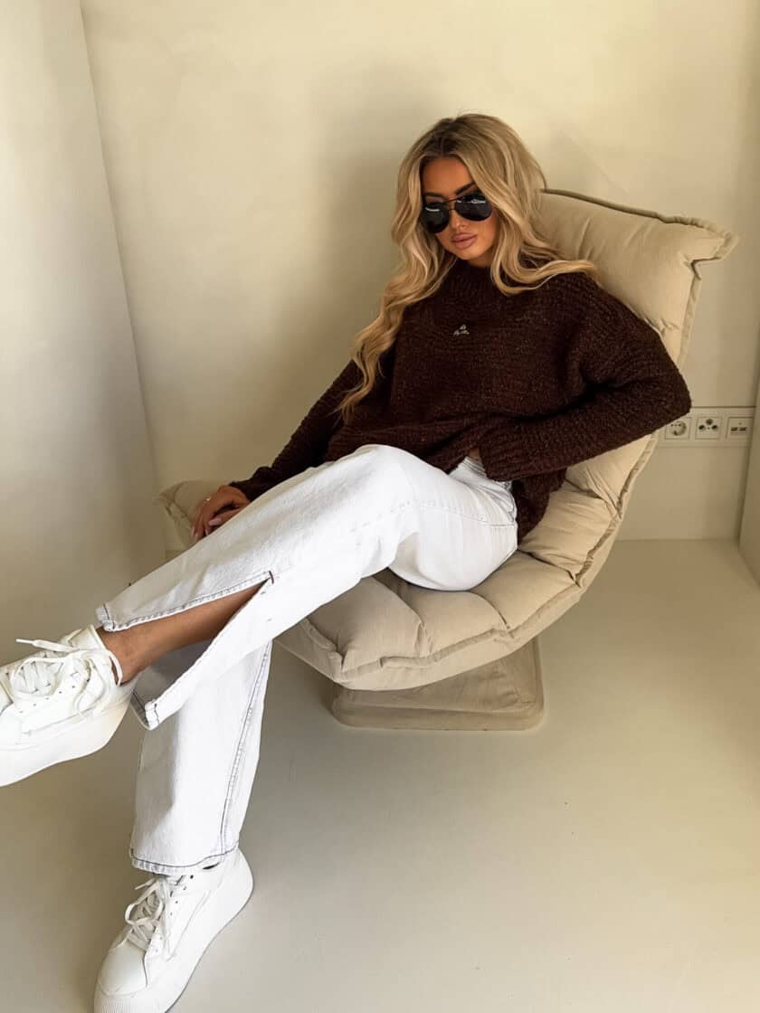 Sweter BUCLA – czekoladowy - obrazek 6