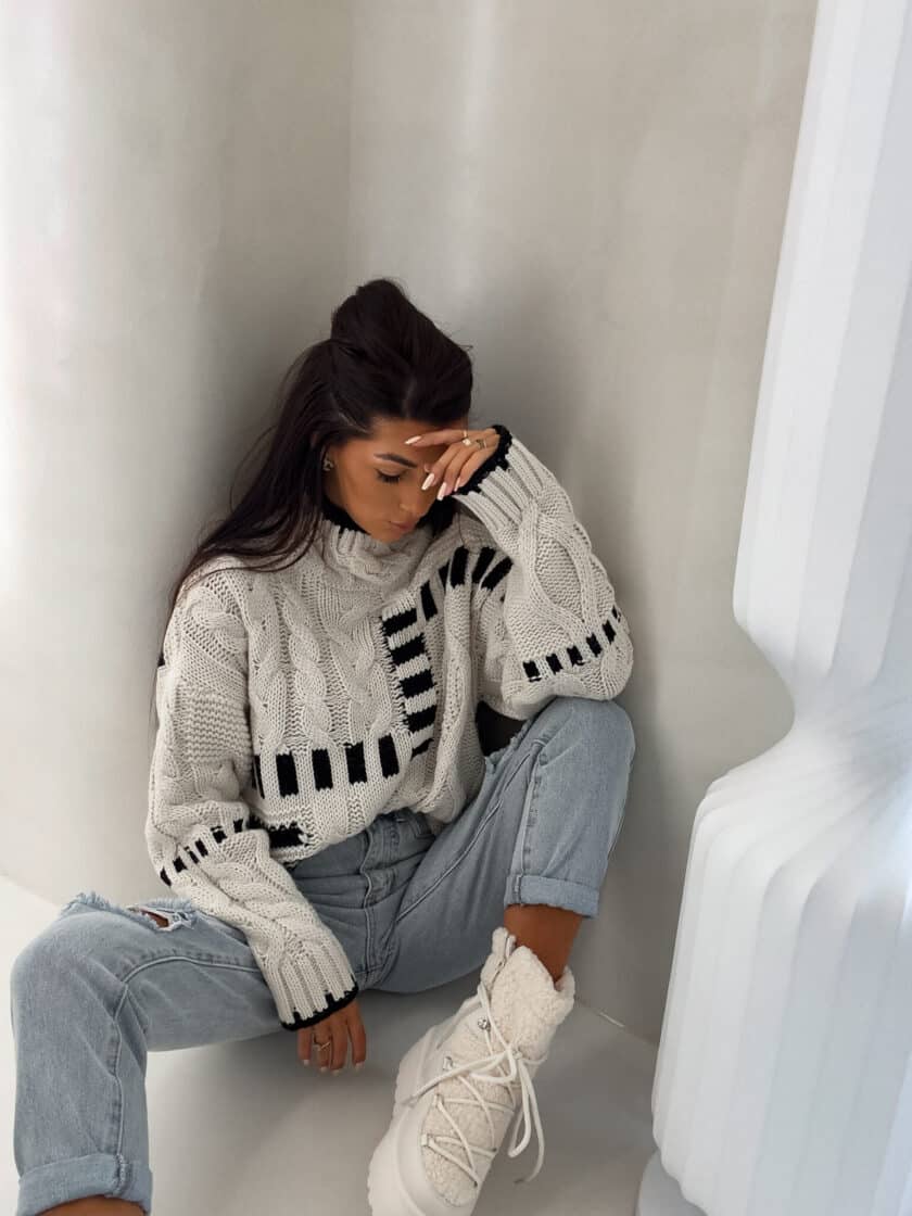 Sweter golf TRAIN – ecru - obrazek 14