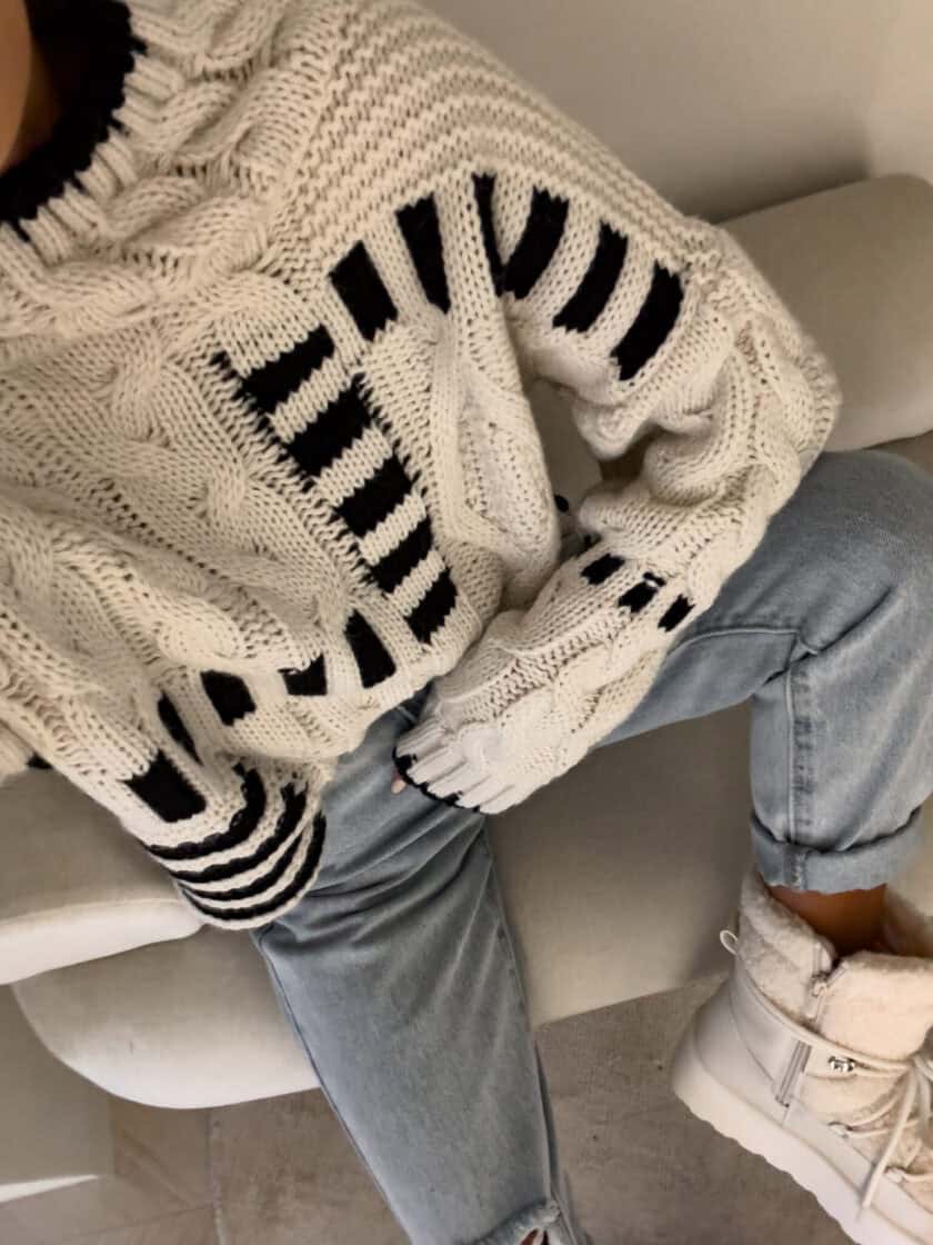 Sweter golf TRAIN – ecru - obrazek 3