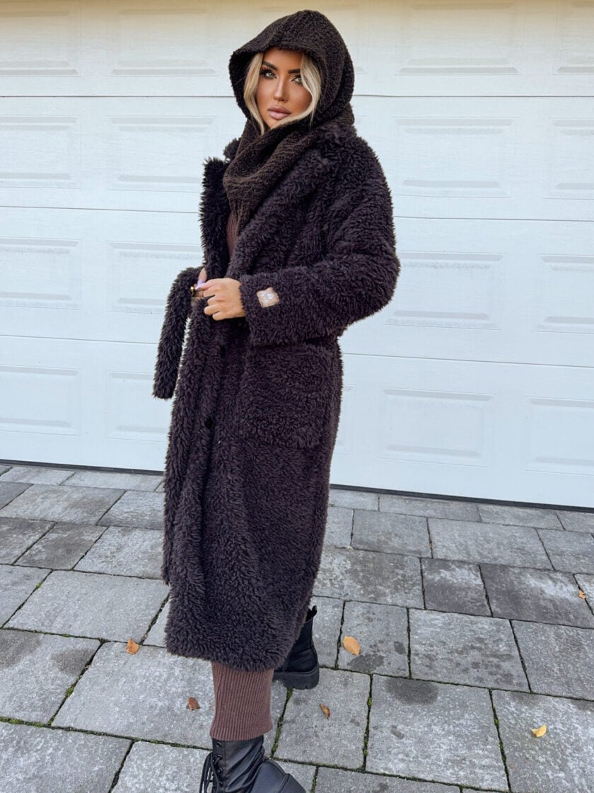 Płaszcz FUR – czekoladowy - obrazek 18