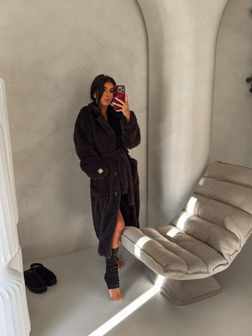 Płaszcz FUR – czekoladowy - obrazek 23