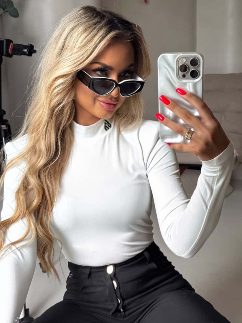 Bluzka MIRELLA logo – ecru - obrazek 2