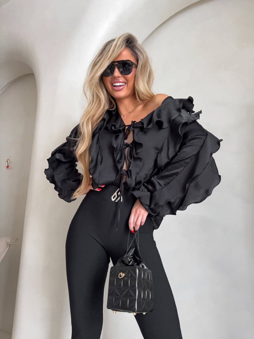 Bluzka COURTNEY - czarna - obrazek 4