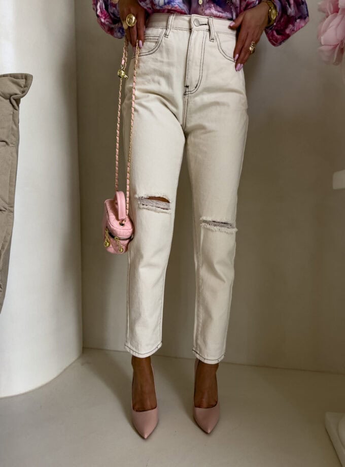 Jeansy MOM FIT HOLES – jasny beż