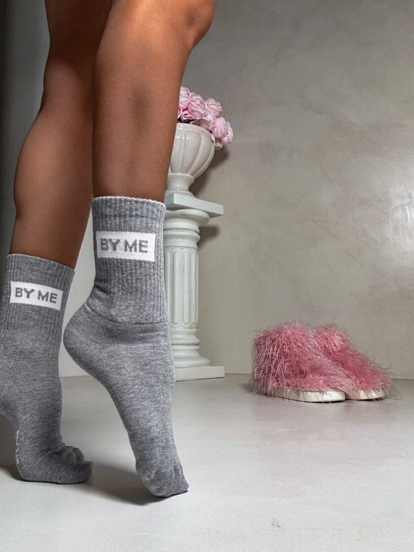 Skarpetki GUESSY – szare - obrazek 2