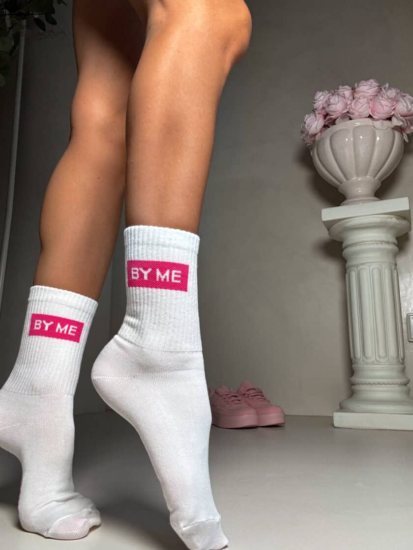 Skarpetki GUESSY – biało-różowe - obrazek 5