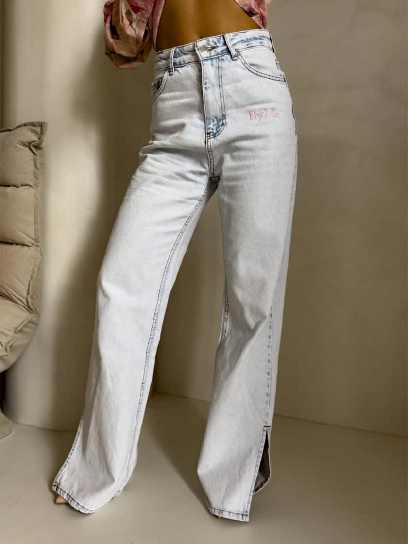 Jeansy FLARED pink one – jasny niebieski - obrazek 14