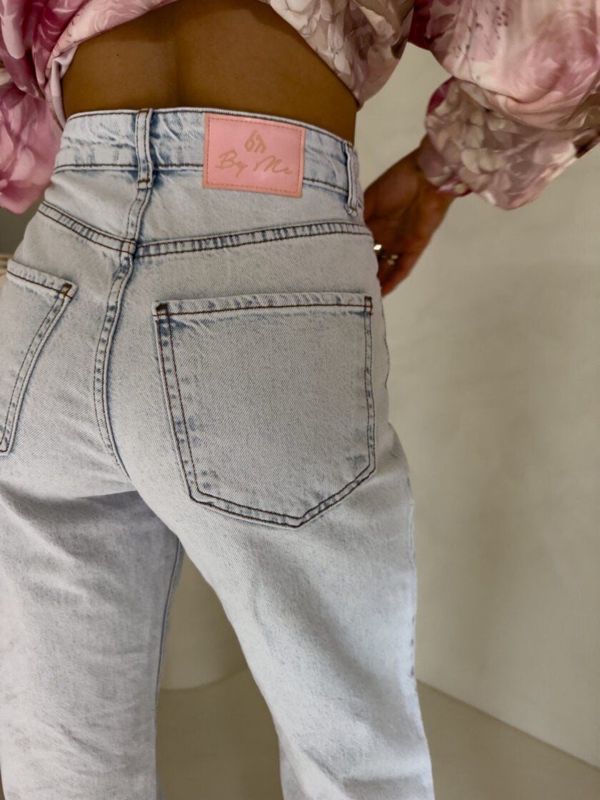 Jeansy FLARED pink one – jasny niebieski - obrazek 2