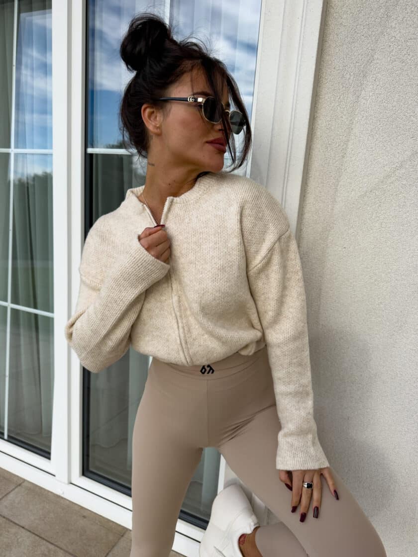 Bomberka MOHAIR - jasny beż - obrazek 2