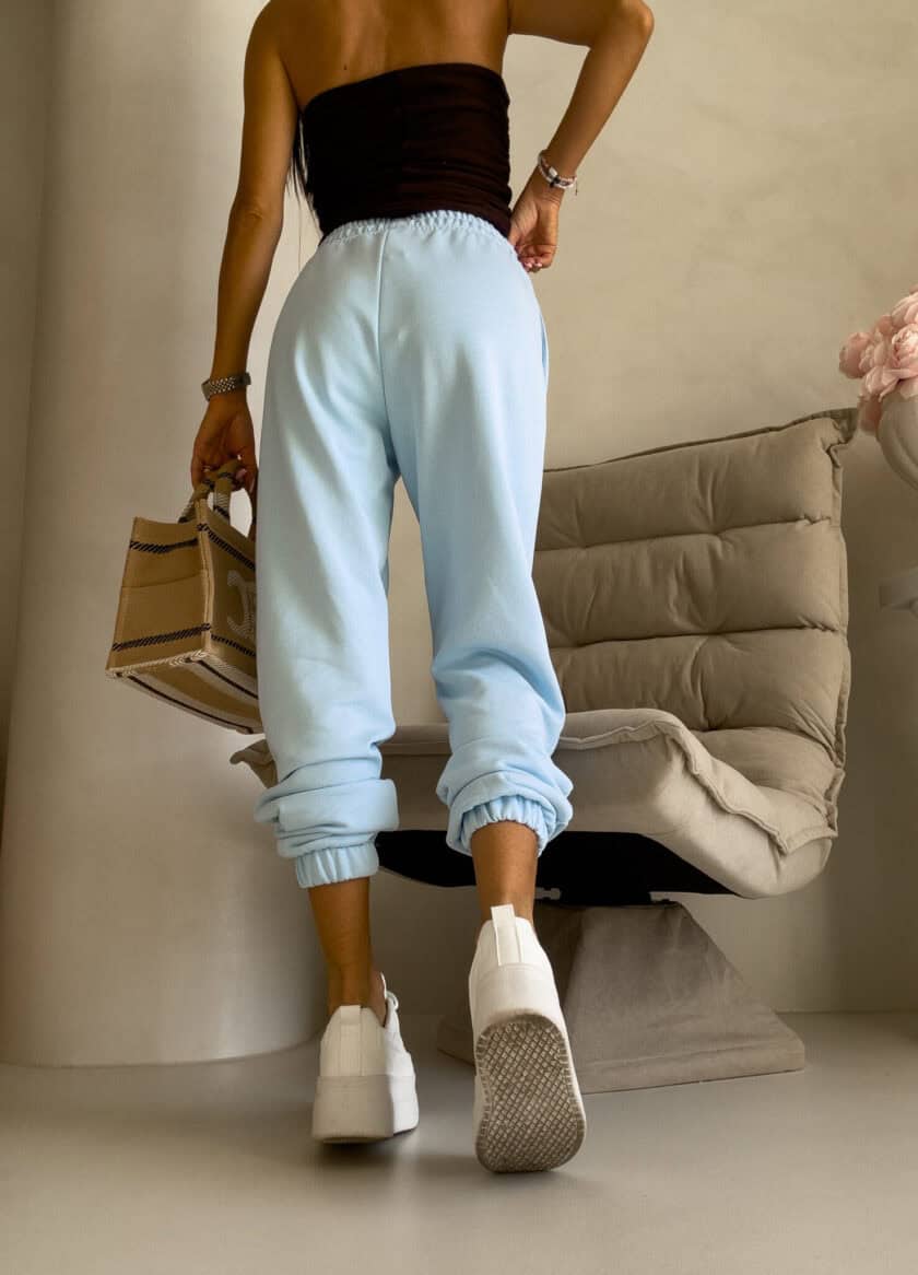 Spodnie dresowe CLASSIC - baby blue - obrazek 10
