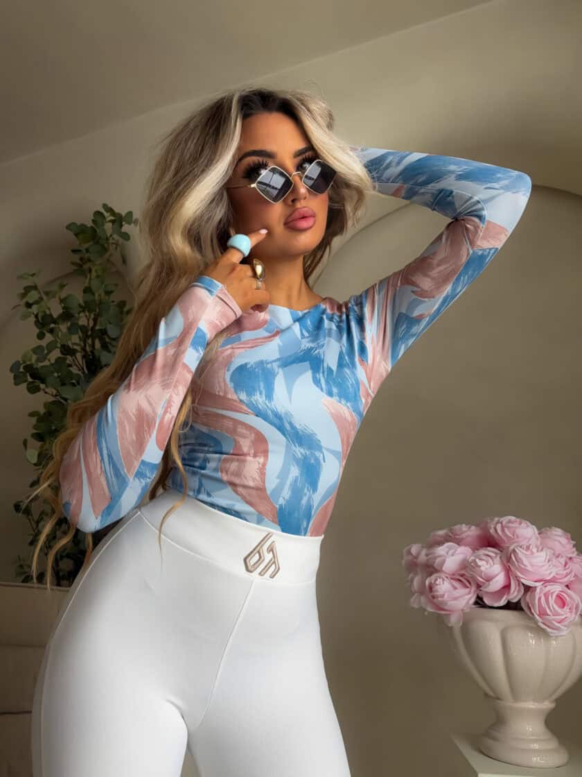 Bluzka LINDA print - niebiesko-beżowa - obrazek 2