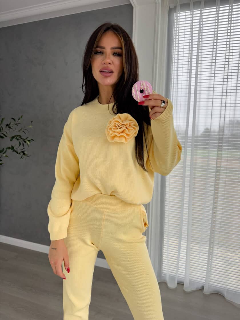 Komplet DELANI LONG – bananowy - obrazek 8