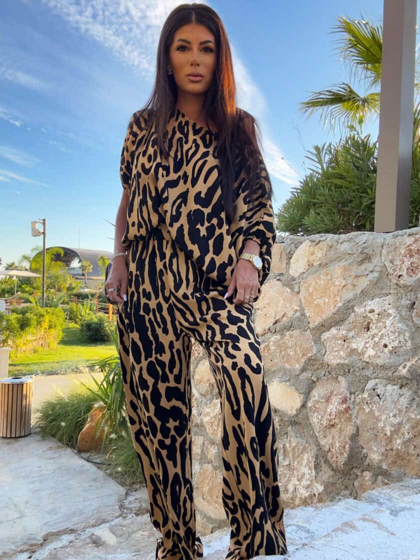 Komplet LUXE print pantera – beżowo-czarna - obrazek 4