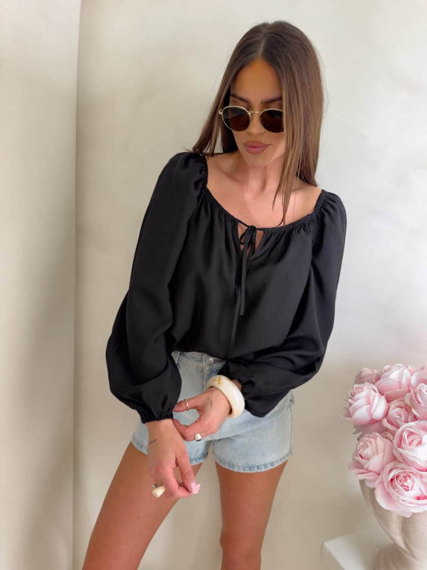 Bluzka LAURA – czarna