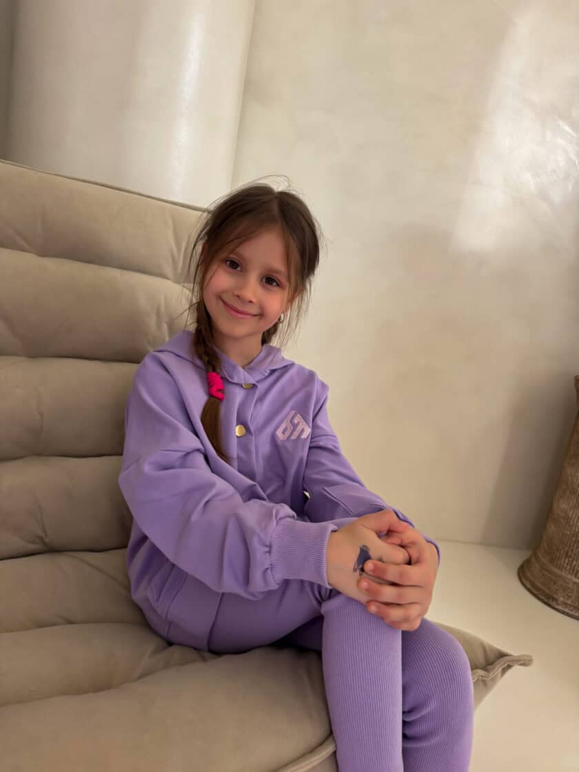 Komplet dziecięcy LAKI – fiolet - obrazek 2