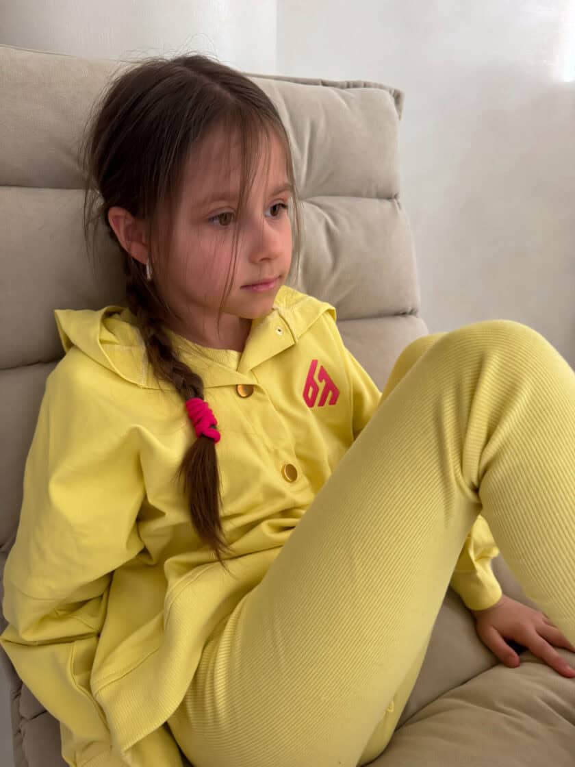 Komplet dziecięcy LAKI – limonka - obrazek 3