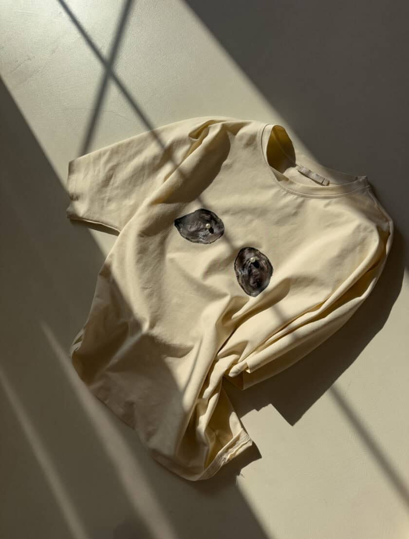 T-shirt MUSSELS - jasny beż - obrazek 4