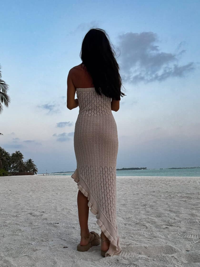 Sukienka LAGUNA - jasny beż - obrazek 3